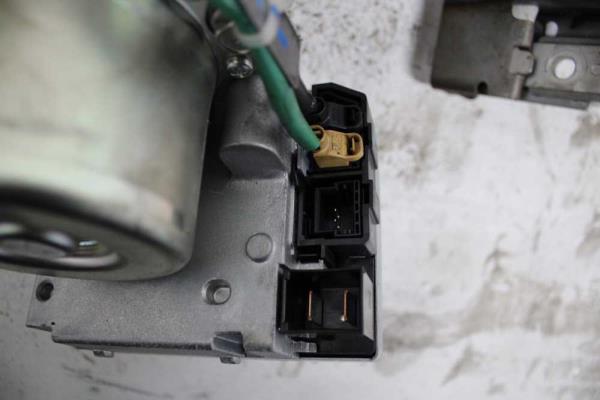 COLONNE DE DIRECTION VW UP 2011+ - Vue 2